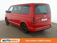 Używany VW Multivan Generation Six 204 KM (150 kW) 2022 Czerwony Minivan