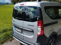 Gebraucht Dacia Dokker Stepway 95 PS (69 kW) 2019 Silber Van / Kleinbus