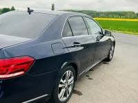 Gebraucht Mercedes E250 Avantgarde 204 PS (150 kW) 2015 Blau Limousine