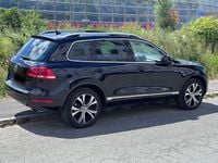 Używany VW Touareg 245 KM (180 kW) 2014 Czarny SUV