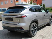 Neu MG HS Luxury 224 PS (164 kW) 2026 Silber SUV