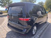 Gebraucht VW Multivan Life 150 PS (110 kW) 2024 Schwarz Van