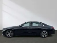 Gebraucht Mercedes E220 Avantgarde 197 PS (144 kW) 2026 Unilack schwarz Limousine