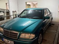 Gebraucht Mercedes C180 Elegance 122 PS (89 kW) 1997 Grün Limousine