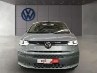 Gebraucht VW Multivan Life 150 PS (110 kW) 2023 Silber Van / Kleinbus