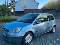Gebraucht Ford Fiesta 80 PS (58 kW) 2006 Blau Kleinwagen