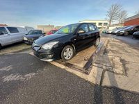 Gebraucht Hyundai i30 Edition 90 PS (66 kW) 2010 Schwarz Limousine