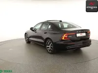 Używany Volvo S60 Plus 456 KM (335 kW) 2023 Czarny Sedan/Limuzyna