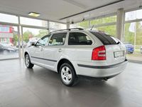 gebraucht Skoda Octavia Combi Elegance 4X4 2.0 TDI PDC GRA TÜV