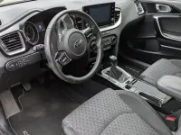 Gebraucht Kia Ceed Spirit 140 PS (102 kW) 2020 Grau Kleinwagen