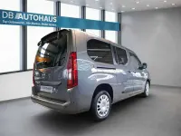 Używany Opel Combo Life Elegance 131 KM (96 kW) 2022 Szary Minivan