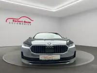 Gebraucht Skoda Superb Selection 150 PS (110 kW) 2025 Grau Kombi