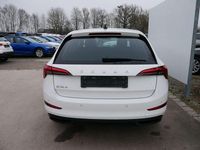 Gebraucht Skoda Scala Ambition 110 PS (80 kW) 2022 Candyweiß Kleinwagen