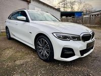 Gebraucht BMW 320e M Sport 163 PS (119 kW) 2022 Alpinweiss iii Kombi