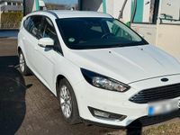 Gebraucht Ford Focus Titanium 125 PS (91 kW) 2016 Weiß Kombi