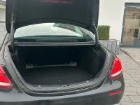 Usado Mercedes E220 194 CV (142 kW) 2016 Negro Berlina
