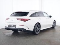 Gebraucht Mercedes CLA220 AMG 190 PS (139 kW) 2024 Weiß Limousine