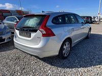 Gebraucht Volvo V60 150 PS (110 kW) 2015 Silber Kombi