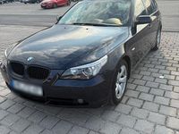 Gebraucht BMW 525 218 PS (160 kW) 2007 Blau Kleinwagen