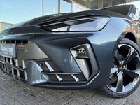 Neu Cupra Leon 150 PS (110 kW) 2025 Grau Limousine