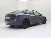 Usado Tesla Model 3 Standard Range 225 kW (306 CV) 2021 Gris Berlina