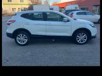 Gebraucht Nissan Qashqai Acenta 116 PS (85 kW) 2017 Weiß SUV