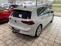 Gebraucht VW Golf VIII Life 110 PS (80 kW) 2021 Weiß Limousine