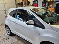 Second-hand Ford Ka Titanium 69 CP (50 kW) 2012 Hatchback