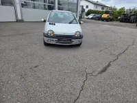 Gebraucht Renault Twingo 75 PS (55 kW) 2002 Silber Kleinwagen