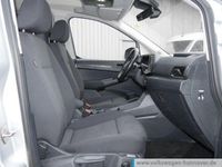 Gebraucht VW Caddy Basis 122 PS (89 kW) 2022 Reflexsilber metallic Van / Kleinbus