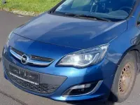 Gebraucht Opel Astra 131 PS (96 kW) 2012 Blau Kombi