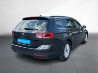 Gebraucht VW Passat Business 150 PS (110 kW) 2021 Mangangrau metallic Kombi