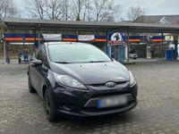 gebraucht Ford Fiesta 1,25 Trend TÜV neu