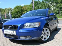 Gebraucht Volvo V50 Momentum 109 PS (80 kW) 2007 Blau Kombi