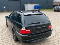 Gebraucht BMW 330 M Sport 184 PS (135 kW) 2001 Grün Kombi