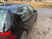 Gebraucht VW Golf IV 105 PS (77 kW) 2000 Schwarz Kleinwagen