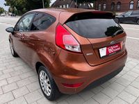 Gebraucht Ford Fiesta Trend 101 PS (74 kW) 2013 Braun Kleinwagen