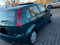 Usata Ford Fiesta 70 CV (51 kW) 2002 Verde Utilitaria