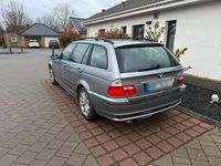 Gebraucht BMW 318 143 PS (105 kW) 2005 Silber Kombi