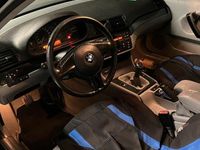 Gebraucht BMW 318 Compact 143 PS (105 kW) 2003 Schwarz Kleinwagen