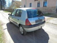 Gebraucht Renault Clio II 75 PS (55 kW) 2000 Silber Limousine