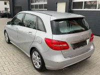 Gebraucht Mercedes B180 109 PS (80 kW) 2013 Silber Kleinwagen