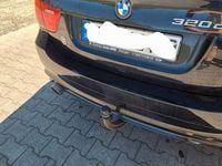 Gebraucht BMW 320 184 PS (135 kW) 2011 Schwarz Limousine
