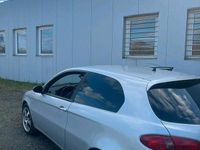 Gebraucht Alfa Romeo 147 120 PS (88 kW) 2008 Grau Kleinwagen