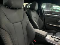 Używany BMW 330 Performance 245 KM (180 kW) 2025 Czarny Kombi