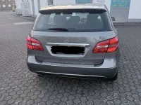 Gebraucht Mercedes B180 109 PS (80 kW) 2012 Grau Kleinwagen