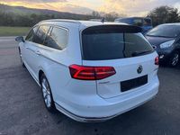 Gebraucht VW Passat Highline 150 PS (110 kW) 2015 Weiß Kombi