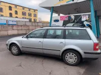 Gebraucht VW Passat 131 PS (96 kW) 2001 Silber Kombi