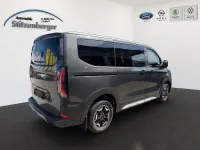 Neu Ford Tourneo Titanium 170 PS (125 kW) 2026 Grau Van / Kleinbus