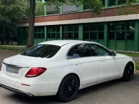Gebraucht Mercedes E200 Avantgarde 184 PS (135 kW) 2018 Weiß Limousine